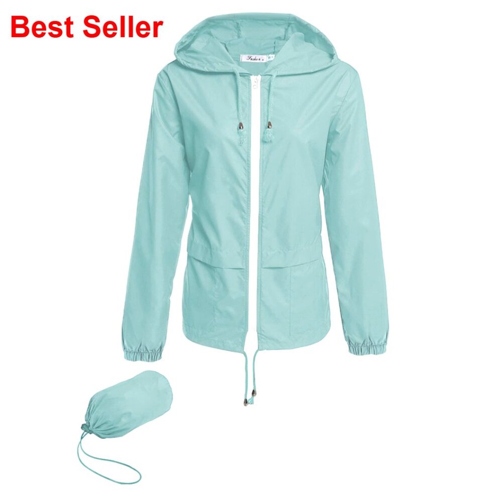 Lightweight Hooded Raincoat Waterproof Packable Outdoor Jacket